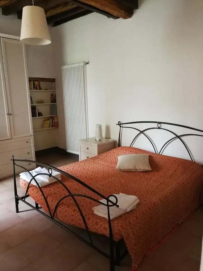 Eco B&B Erba Lucciola Bed & Breakfast